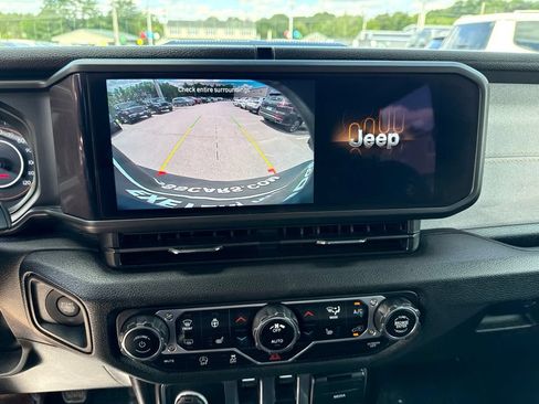 Certified 2024 Jeep Wrangler Sport AWD/4WD image 13
