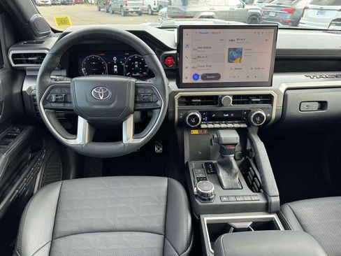 Used 2024 Toyota Tacoma TRD Sport w/ TRD Sport Premium Package AWD/4WD image 19