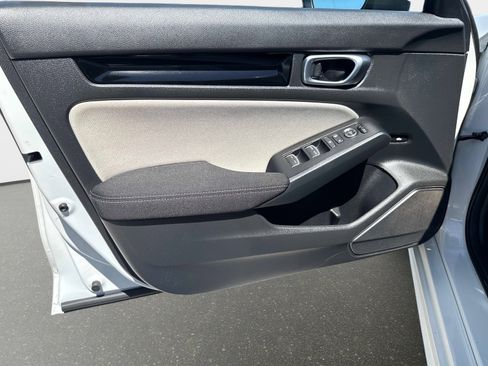 Used 2024 Honda Civic EX image 15