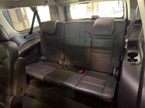 Used 2018 GMC Yukon XL Denali w/ Denali Ultimate Package image 16