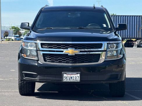 Used 2018 Chevrolet Suburban LT image 6