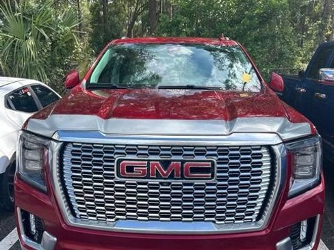 Certified 2022 GMC Yukon Denali RWD image 11