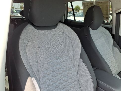 Certified 2025 Volkswagen Tiguan S FWD image 11