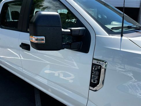 Used 2022 Ford F350 XL w/ Power Equipment Group AWD/4WD image 10