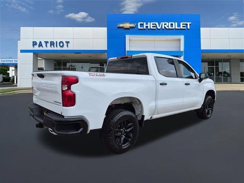 Used 2025 Chevrolet Silverado 1500 Custom Trail Boss AWD/4WD image 10