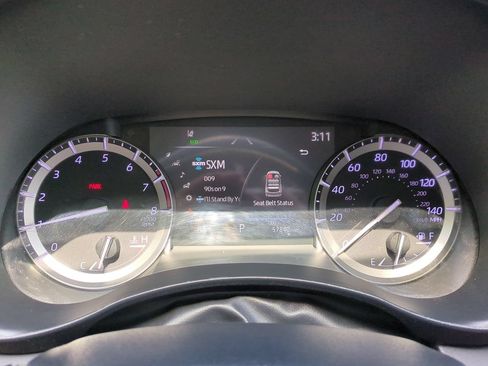 Used 2022 Toyota Highlander XLE FWD image 27