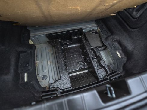 Used 2023 Chevrolet Camaro LT image 26