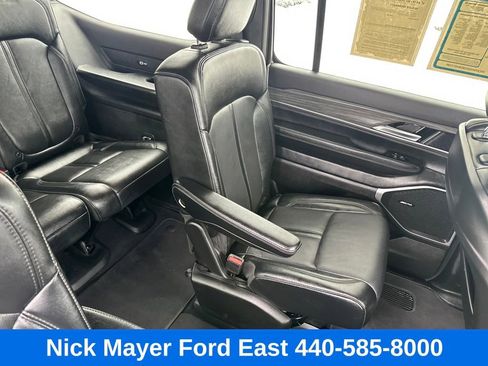 Used 2024 Jeep Wagoneer Series II image 15