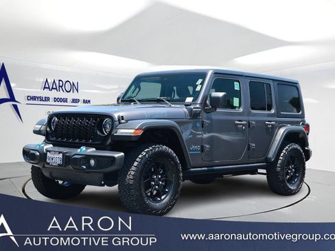Used 2024 Jeep Wrangler Unlimited AWD/4WD image 1