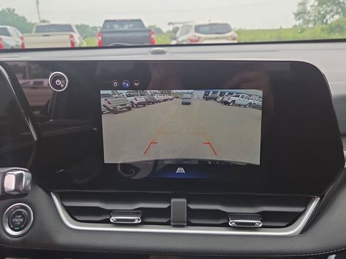 Used 2025 Chevrolet Equinox LT FWD image 22