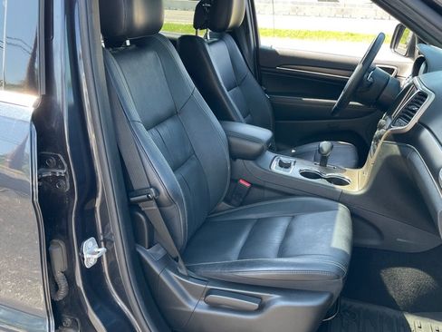 Used 2014 Jeep Grand Cherokee Limited AWD/4WD image 25