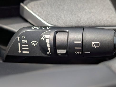 New 2026 Nissan Kicks SV image 24