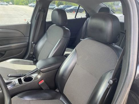 Used 2015 Chevrolet Malibu LT FWD image 5