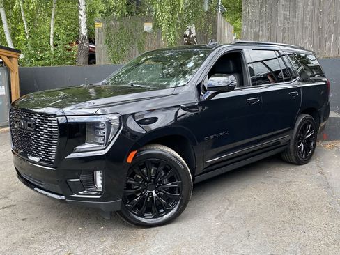 Used 2024 GMC Yukon Denali w/ Denali Reserve Package AWD/4WD image 1