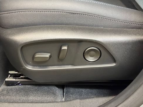 New 2026 Chevrolet Equinox LT w/ Convenience Package II image 12