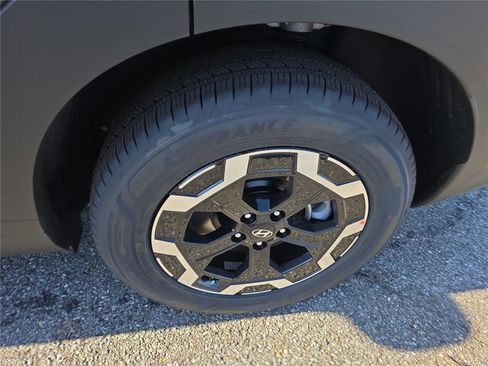 New 2026 Hyundai Santa Fe SE image 9