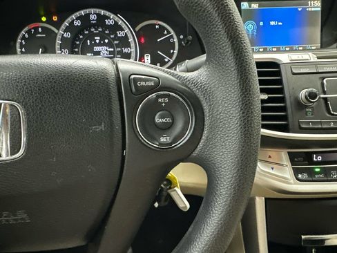 Used 2013 Honda Accord LX image 24