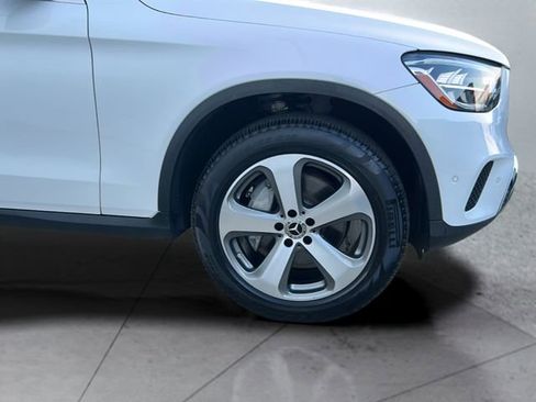 Used 2022 Mercedes-Benz GLC 300 4MATIC w/ Multimedia Package Lite image 27