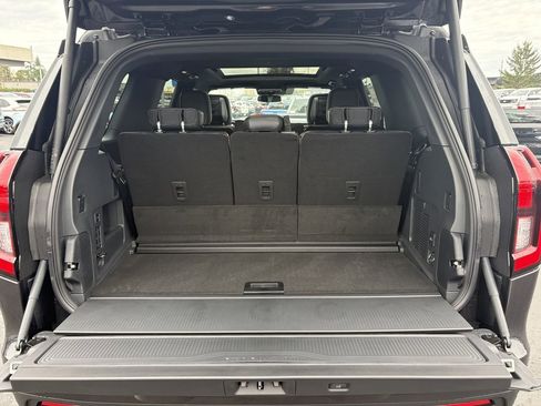 New 2026 Ford Expedition Tremor image 8
