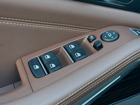 Used 2025 BMW X5 xDrive40i image 13