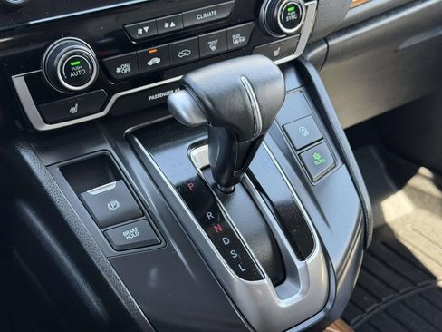 Used 2021 Honda CR-V Touring image 6