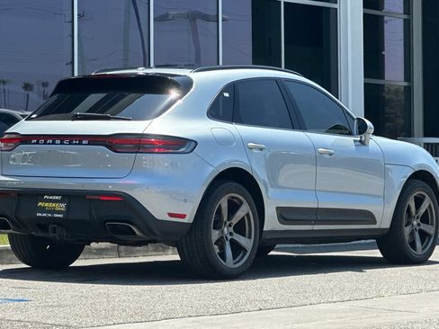 Used 2024 Porsche Macan AWD/4WD image 4