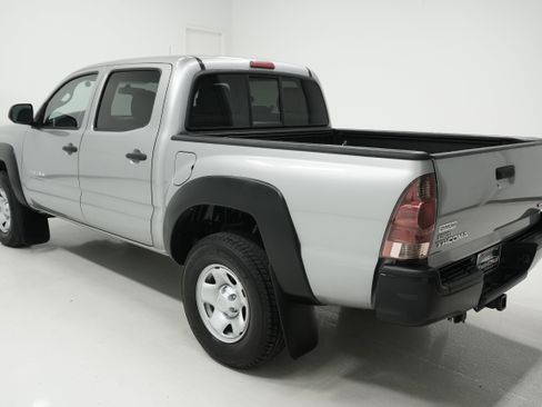 Used 2014 Toyota Tacoma 4x4 Double Cab image 5