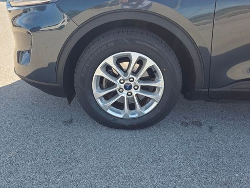 Used 2022 Ford Escape SE w/ Cold Weather Package image 13