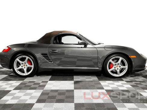 Used 2006 Porsche Boxster S RWD image 8
