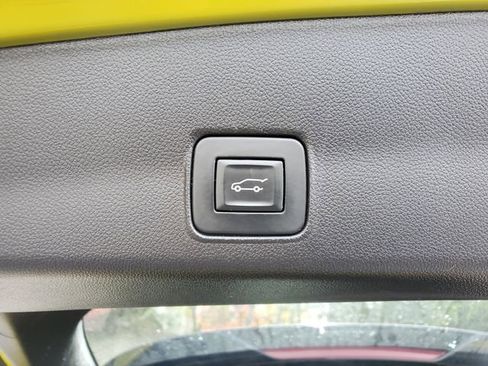 Certified 2023 Chevrolet TrailBlazer RS w/ Sun and Liftgate Package image 13