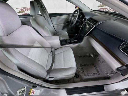 Certified 2017 Toyota Camry LE image 29