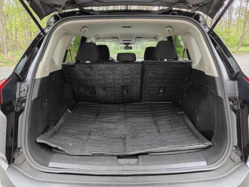 Used 2021 Nissan Rogue S AWD/4WD image 11