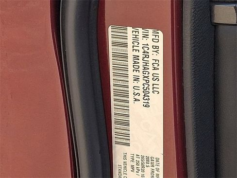 Used 2023 Jeep Grand Cherokee Altitude image 30