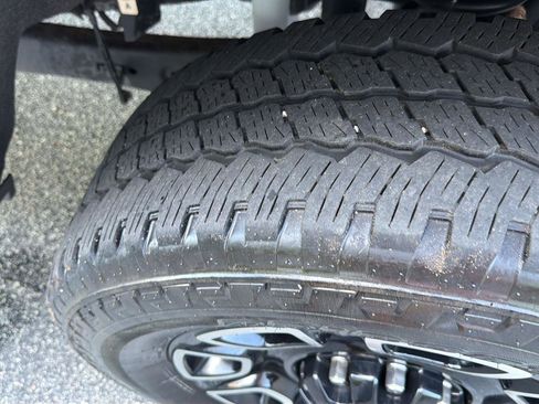 Used 2024 Ford F250 Platinum AWD/4WD image 43