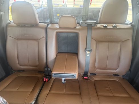 Used 2014 Ford F150 Platinum image 37