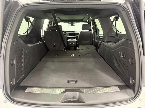 Used 2022 GMC Yukon XL Denali image 51