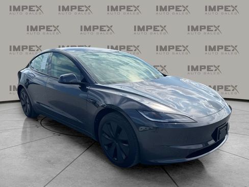 Used 2025 Tesla Model 3 Long Range RWD image 7