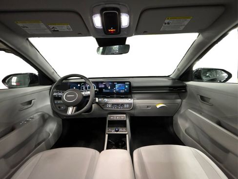 Certified 2025 Hyundai Kona SEL image 24