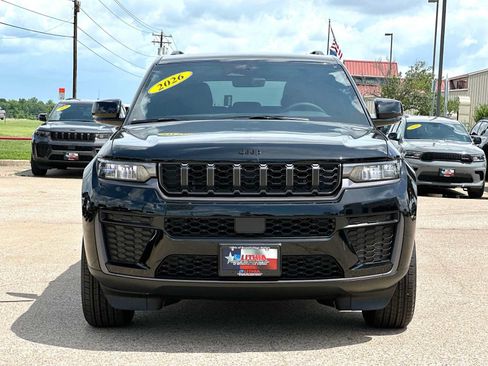 New 2026 Jeep Grand Cherokee Altitude RWD image 10