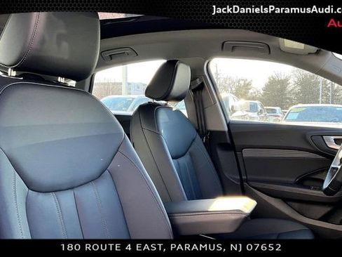 Used 2025 Audi A5 2.0T Premium w/ Convenience Package image 7