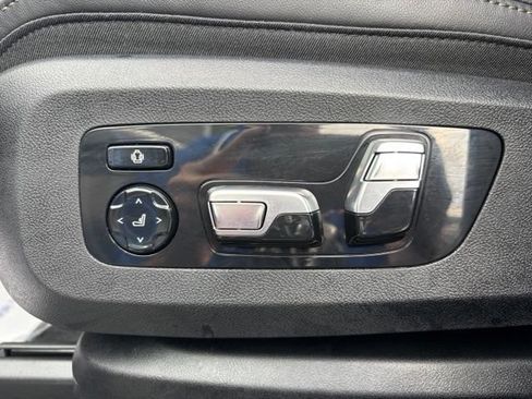 Used 2026 BMW X7 xDrive40i AWD/4WD image 13