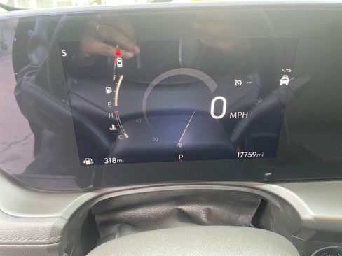 Used 2025 Buick Encore GX Preferred image 39