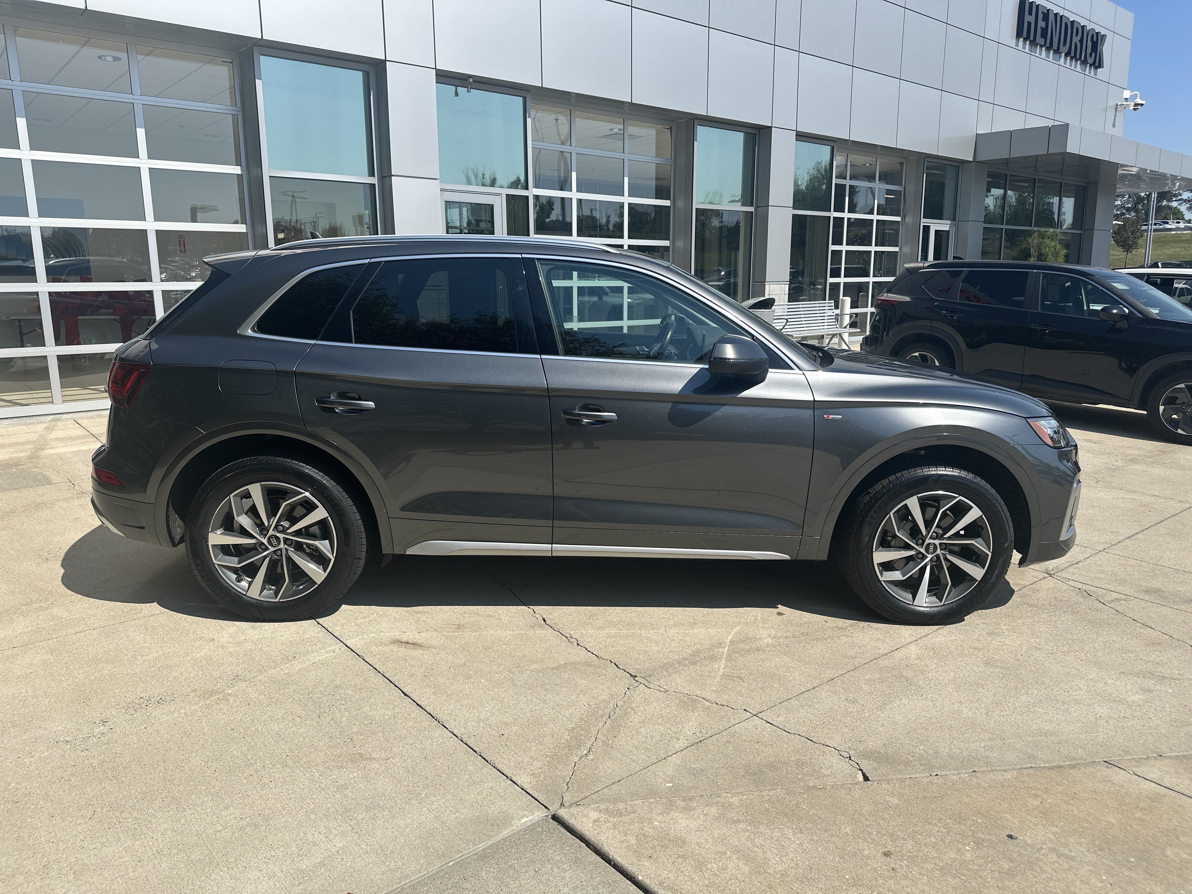 Used 2024 Audi Q5 2.0T Premium Plus AWD/4WD image 10