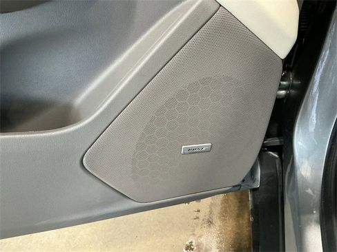 Certified 2024 Cadillac XT5 Premium Luxury w/ LPO, Floor Liner Package image 18