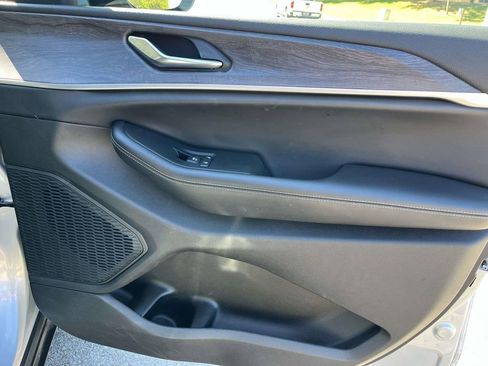 Used 2024 Jeep Grand Cherokee L Limited w/ Luxury Tech Group II image 27