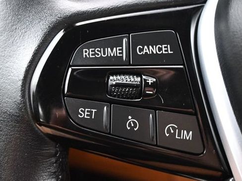 Used 2022 BMW 530i w/ M Sport Package RWD image 18
