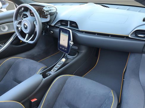 New 2026 McLaren Artura Spider image 23