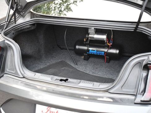 Used 2020 Ford Mustang GT w/ Equipment Group 301A image 9