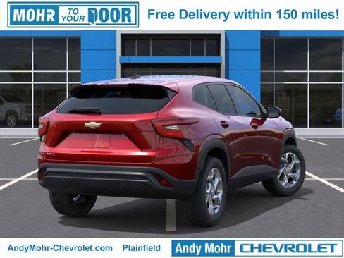 New 2026 Chevrolet Trax LS w/ LS Convenience Package FWD image 6