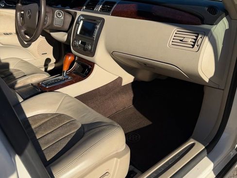 Used 2011 Buick Lucerne Super image 20